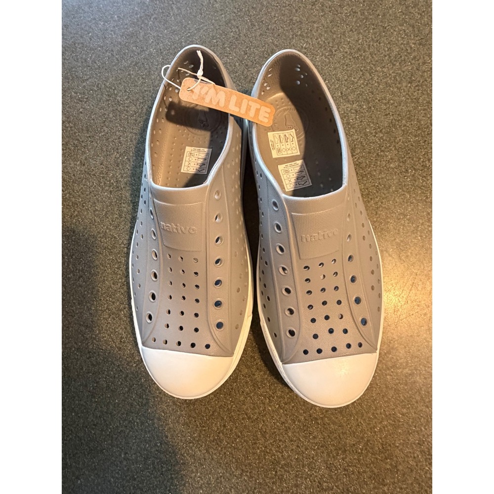 Native Jefferson Kids Slip On Sneakers Pigeon Grey Shell White J6 New